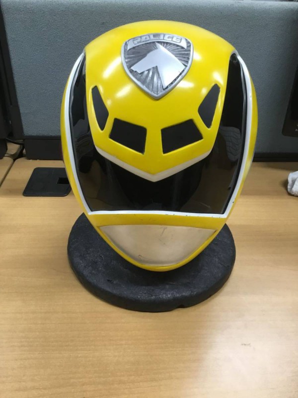 デカレンジャー 仮面 イエロー フルフェイス 木下あゆ美 デカイエロー 画像1