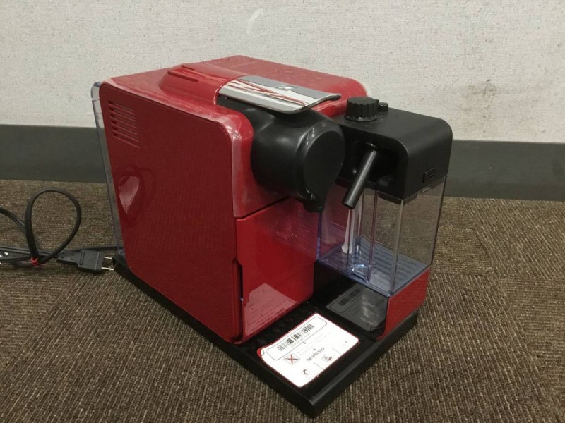 ネスプレッソ ラティシマ・タッチ・レッド 16年製 画像1