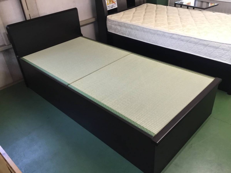大塚家具 シングルベッド ベッド シングル マットレス無し 木製 ウッド 畳 引出あり 畳ベッド 画像1