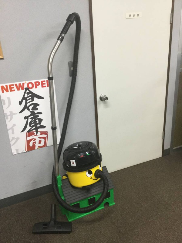 英国 Numatic社 Henry ヘンリー HVR 200-22 画像1