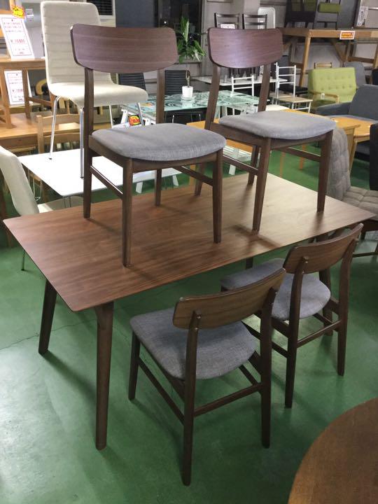 4人掛けダイニングセット 画像1